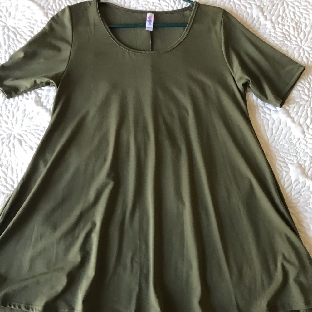 LuLaRoe tunic top